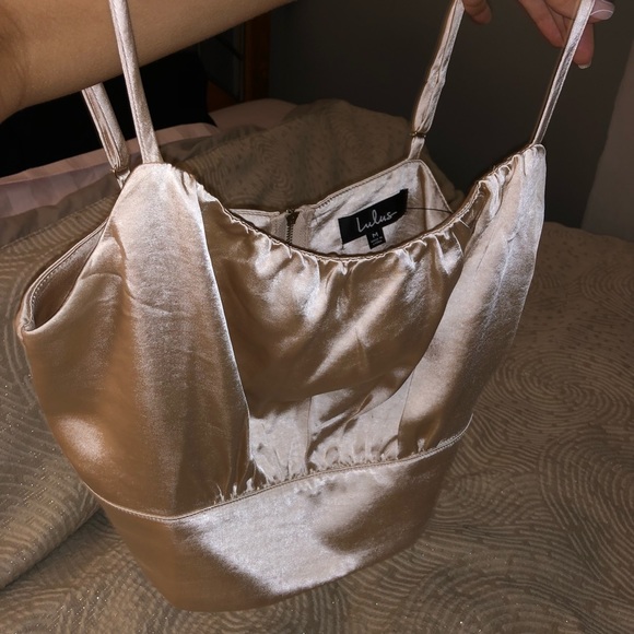 Satin blouse tank - Picture 2 of 5